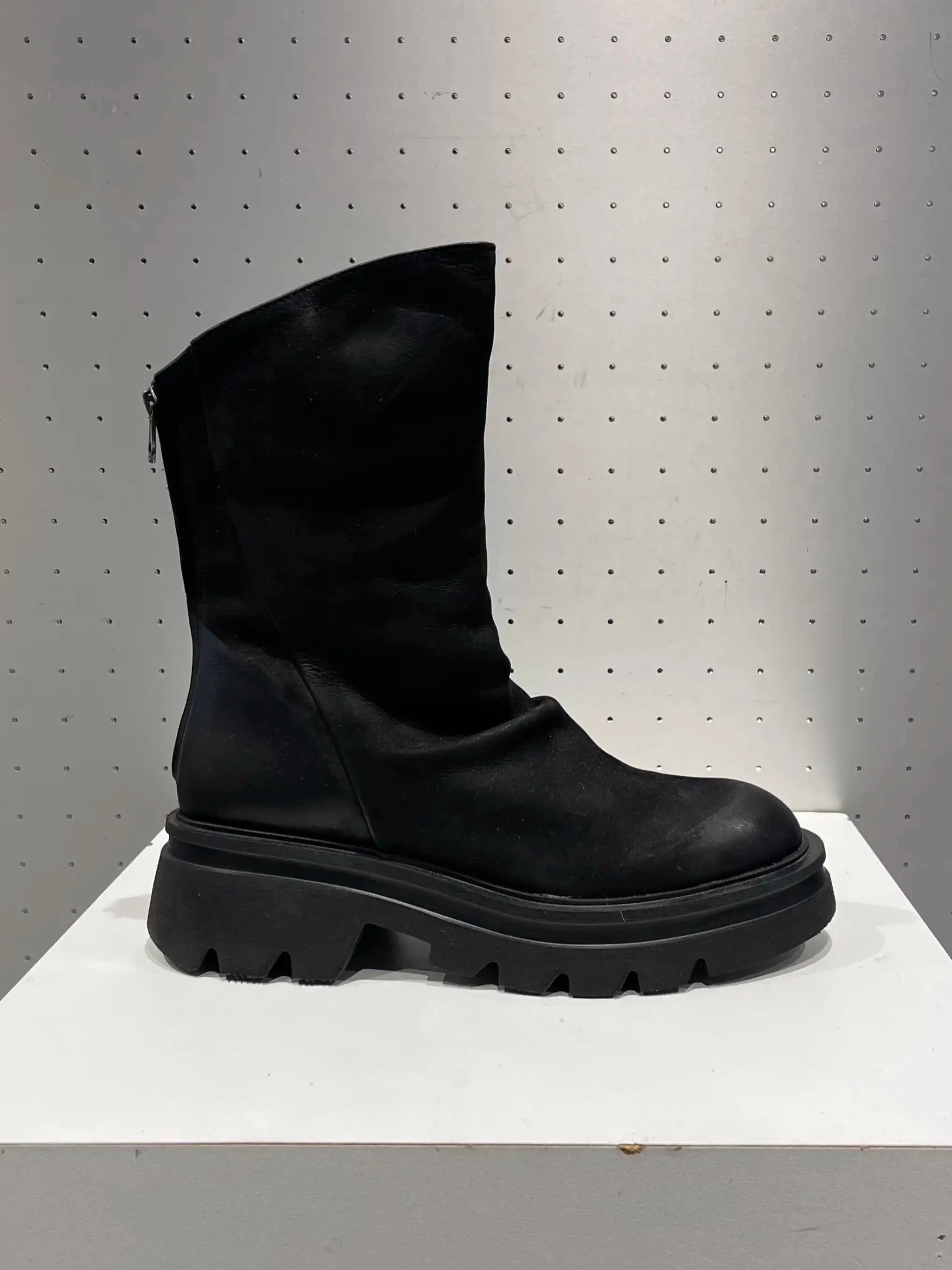 Boots Bottes SEMERDJIAN SMR S024 Plissees Black Livraison gratuite Boutique Access Nykita