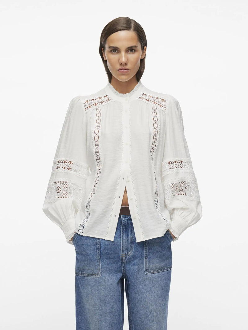 Chemise Rouge by Vila Rouhariet Cloud Dancer