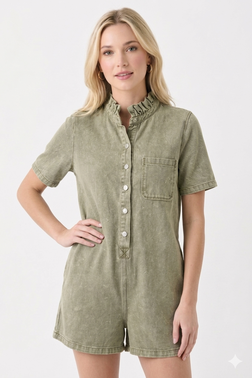 On aime porter cette combinaison avec une paire de mules pour un look casual chic !