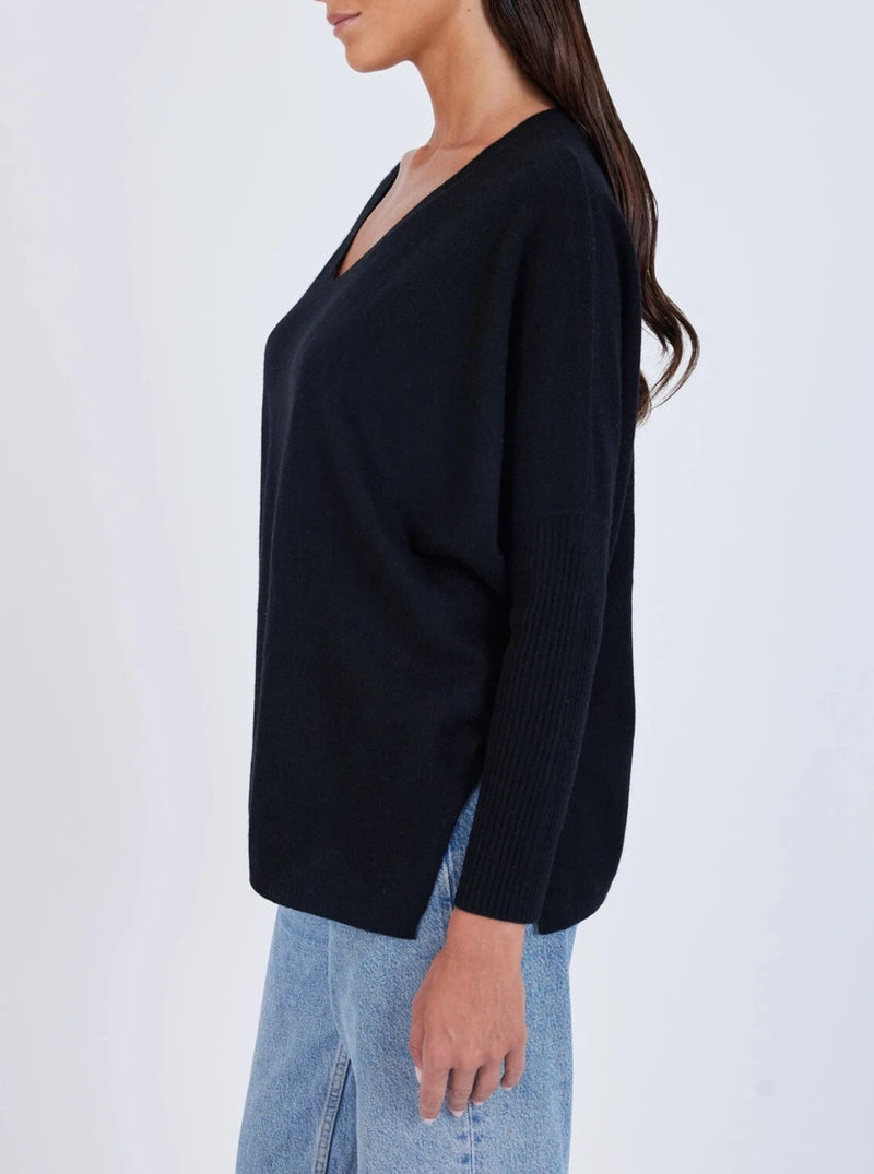 Pull poncho Notshy Faustine Noir