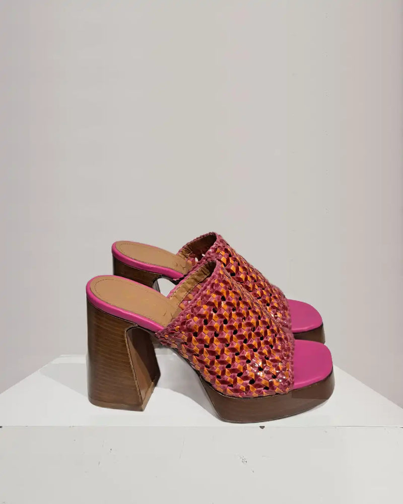 Sandales mules plateau Paoyama à talon droit Fuxia